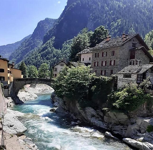 River And Mounts Campertogno Esterno foto